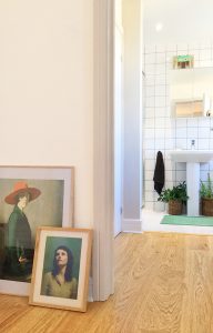 FOUNDiiD interior design bathroom hallway